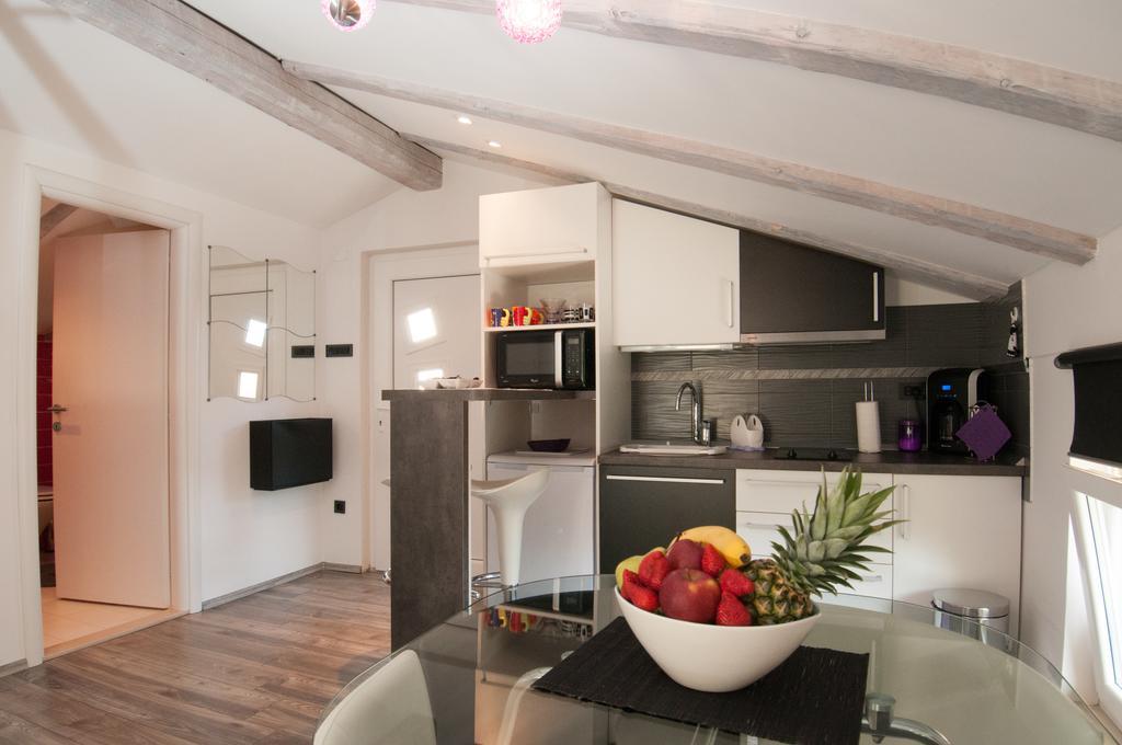 Gala Apartment *